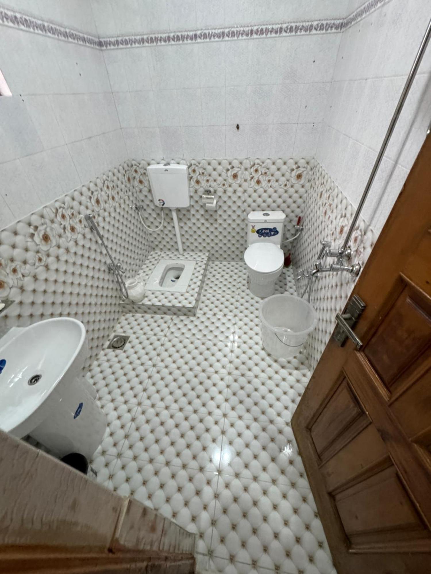 Royal Executive Inn Guest House İslamabad Dış mekan fotoğraf